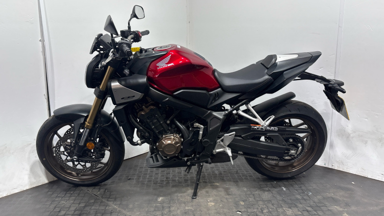 Honda CB650R E-Clutch (24MY)
